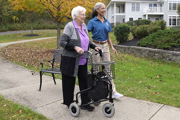 Professional Caregivers in South Bend: Compassionate Support for Aging Loved Ones