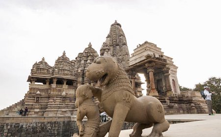 Khajuraho Tour Packages: Romantic Journeys & Cultural Immersion