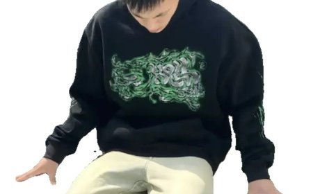 Why Hellstar Hoodies Are Trending Among Celebrities