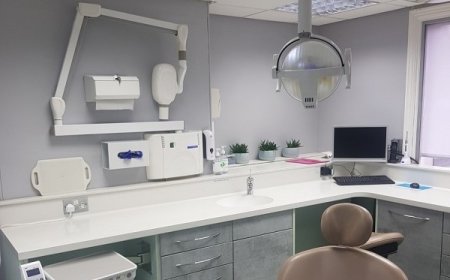 Invisalign in Yeadon: Transforming Smiles Without the Metal