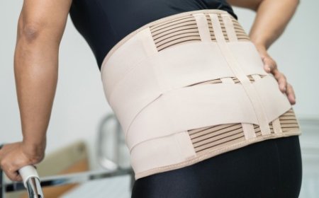 Modern Treatment for Spinal Fractures – No More Bedrest Myths | Best Spine Doctor in Delhi