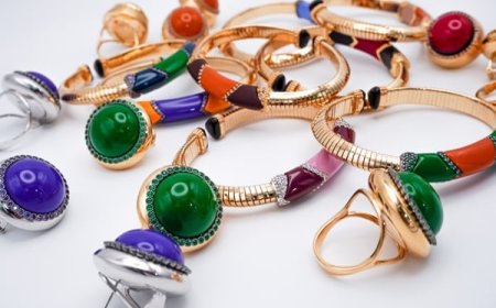 The Connection Between Jewelry Designs and Dubai Gold Wholesale Price
